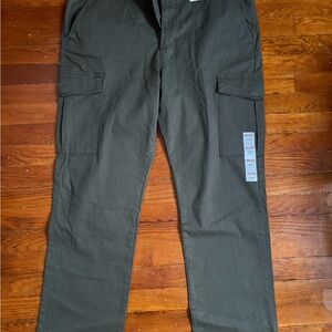 Old Navy Olive Cargo Pants